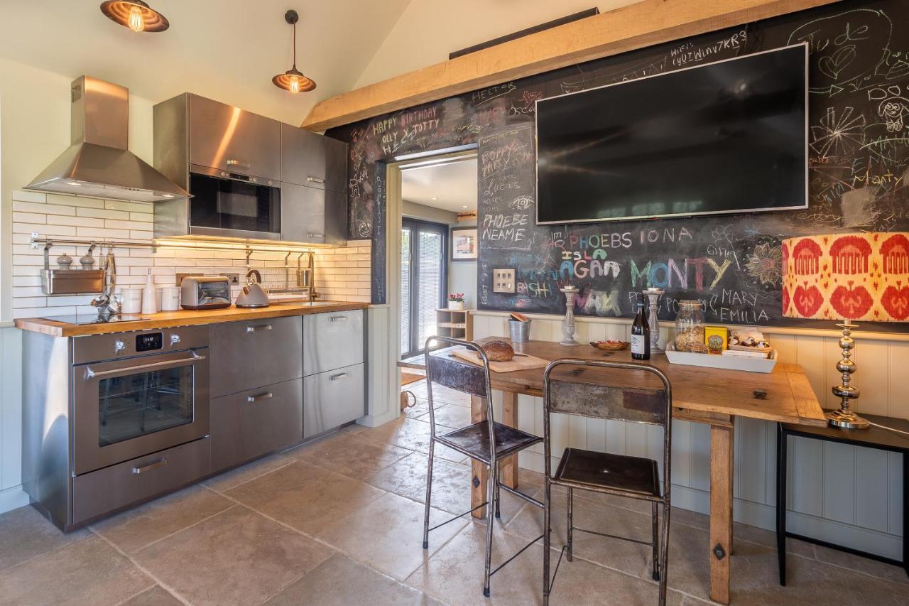 Romantic Cottage In Pretty Village With Great Pubs - Stoke Cartlodge Colchester Exteriér fotografie