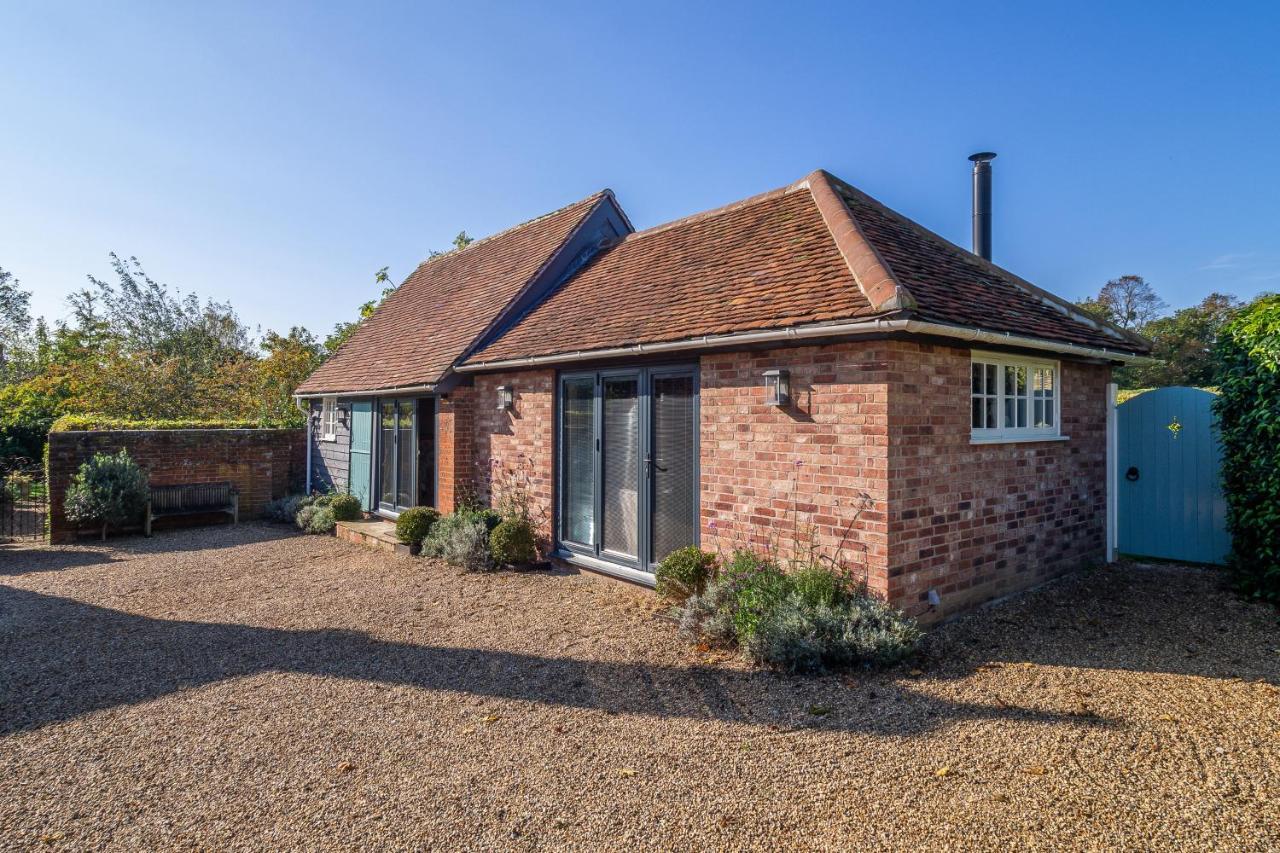 Romantic Cottage In Pretty Village With Great Pubs - Stoke Cartlodge Colchester Exteriér fotografie