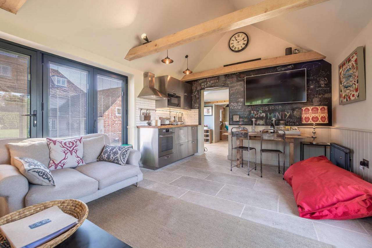 Romantic Cottage In Pretty Village With Great Pubs - Stoke Cartlodge Colchester Exteriér fotografie